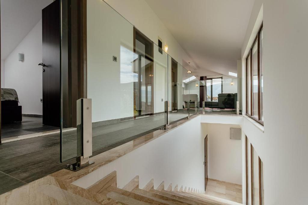 Apartments Joy Herceg Novi Bagian luar foto