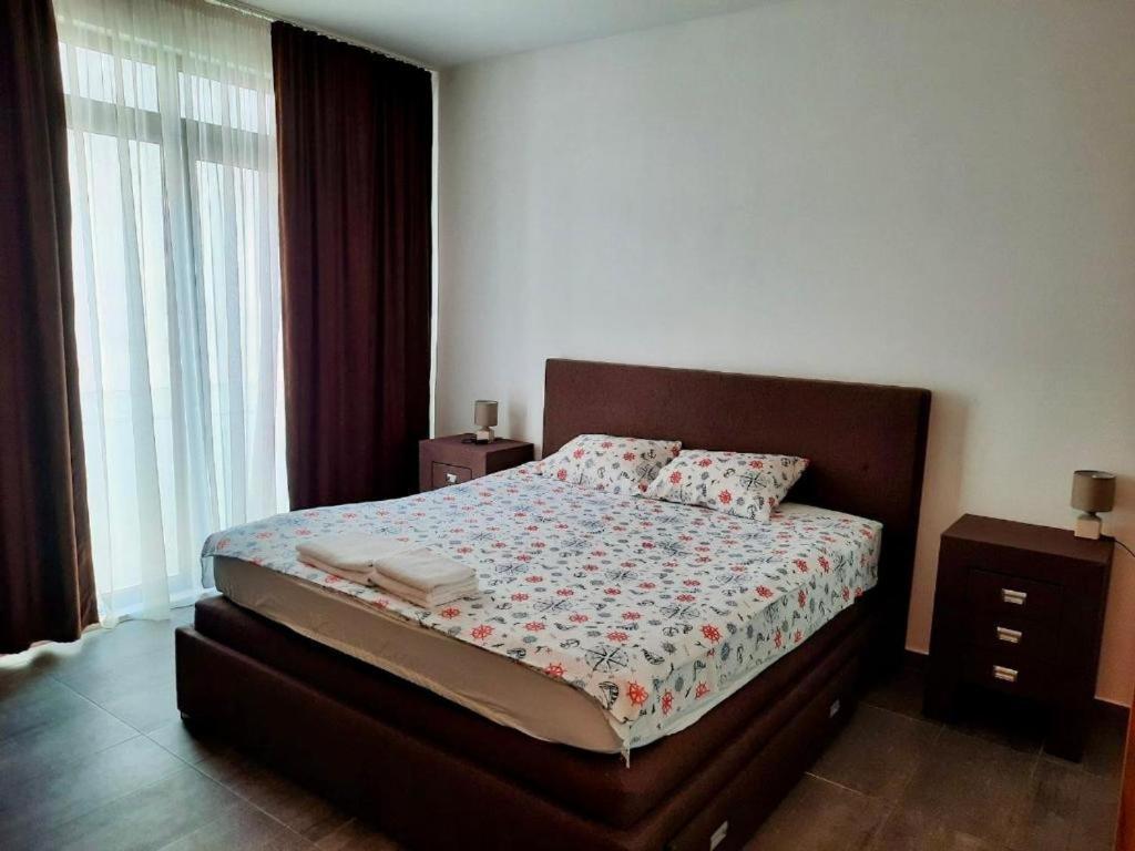 Apartments Joy Herceg Novi Bagian luar foto