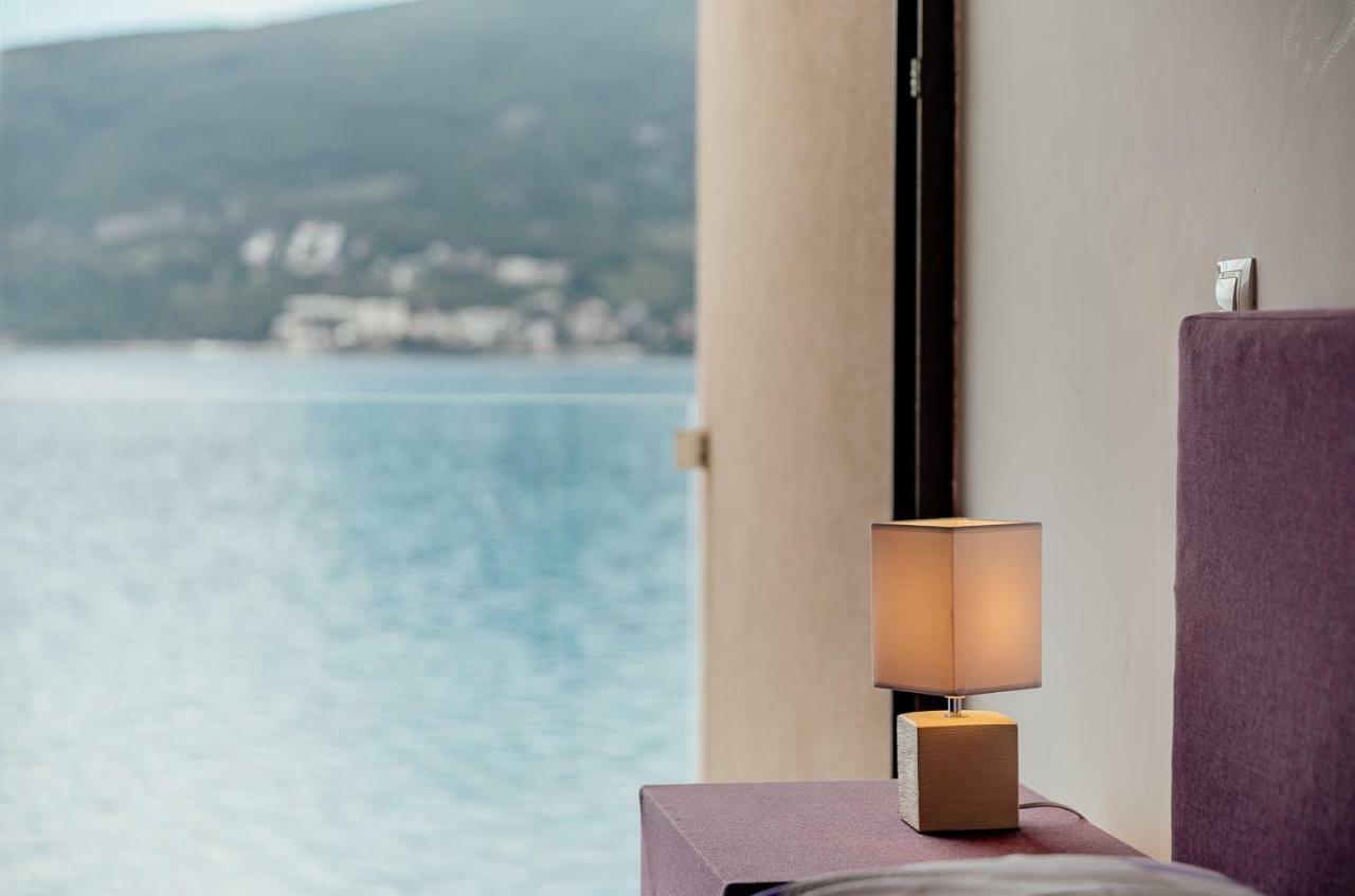 Apartments Joy Herceg Novi Bagian luar foto