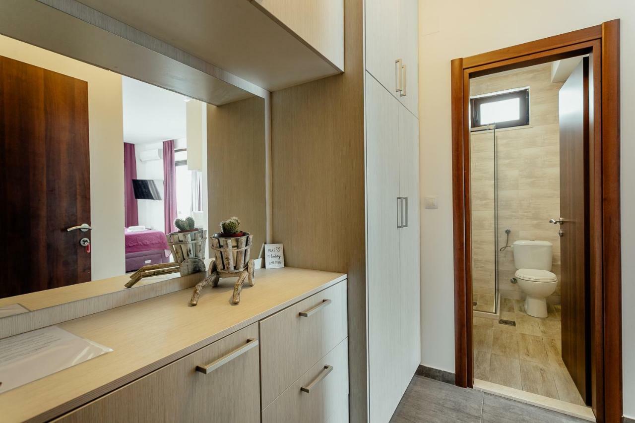 Apartments Joy Herceg Novi Bagian luar foto