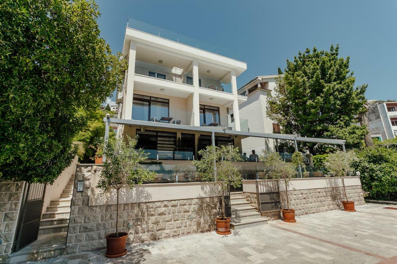 Apartments Joy Herceg Novi Bagian luar foto